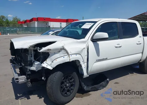 2022 Toyota Tacoma Sr5 V6 z USA, uszkodzony, nr VIN 3TMAZ5CN9NM193297